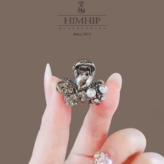 Kẹp Đỉnh HimHip HKCC Đính Phale Bướm Đôi Cổ Điển 2x2.5cm