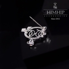 Trâm, Ghim Cài HimHip Mèo Đeo Kính HKCC Đính Phale 2*2cm