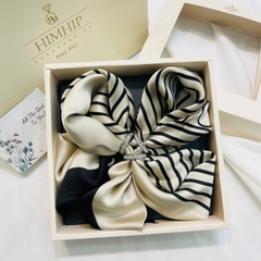 Set Quà HimHip Khăn Lụa Vuông 70x70cm & Cài Khăn Kèm Túi Hộp Thiệp - 448