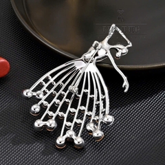 Trâm, Ghim Cài Áo HimHip HKCC Vũ Công Phale Xanh Lấp Lánh 5x7cm