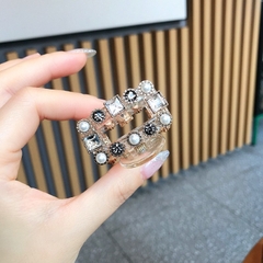 Kẹp Càng Cua HimHip Composite Phối Phale Hạt Giả Trai Mặt Chữ Nhật Sang Trọng 8 Răng 4x2.5cm
