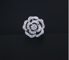 Set Quà Tặng Khăn Lụa Vuông Khổ 70 Kèm Cài Khăn - 186 (giá đã bao gồm túi hộp, không kèm thiệp)