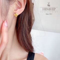 Khuyên Tai Nụ HimHip Mặt Vuông Đá Sang Trọng HKCC Đính Phale 0.8cm