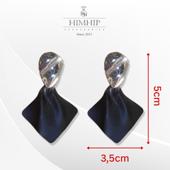 Khuyên Tai Bản To HimHip Giọt Nước Bạc Phối Mặt Thoi Đen Sang Trọng HKCC 5x3.5cm