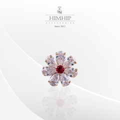 Pin Cài Áo HimHip Hoa Trắng Nụ đỏ Thanh Lịch HKCC Đính Phale 1.5cm