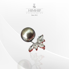 Trâm, ghim cài áo xiên trai xám