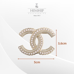 Trâm, Ghim Cài Áo HimHip Chữ X Trai Trắng  Sang Trọng HKCC Đính Phale 3.6x5cm