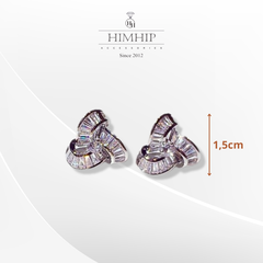 Khuyên Tai Nụ HimHip Tam Giác Xoắn Thanh Lịch HKCC Đính Phale 1.5x1.5cm