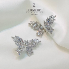 Khuyên Tai Nụ HimHip Bươm Bướm Trắng Sang Trọng HKCC Đính Phale 2.8x1.5cm