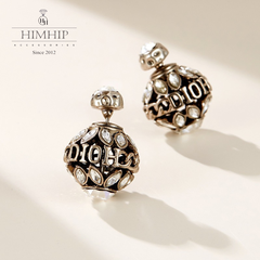 Khuyên Tai Nụ HimHip Mặt Chữ DIOH Sang Trọng HKCC Đính Phale 1.8x2.3cm