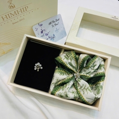 Set Quà Tết HimHip Khăn Lụa Tuban 125*7.4cm & Cài Khăn, Cài Áo Kèm Túi Hộp Thiệp - 367