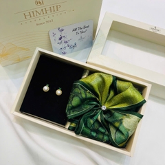 Set Quà 8/3 HimHip Khăn Lụa Tuban 126*7cm, Cài Khăn & Khuyên Tai Kèm Túi Hộp Thiệp - 398
