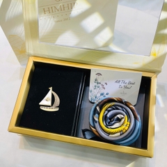 Set Quà HimHip 20/11 Khăn Lụa Cao Cấp 65*65cm & Cài Áo Kèm Túi Hộp Thiệp - 1115