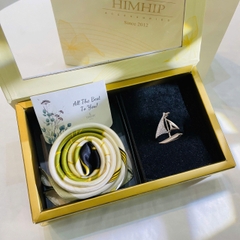 Set Quà HimHip 20/11 Khăn Lụa Cao Cấp 65*65cm & Cài Áo Kèm Túi Hộp Thiệp - 1114