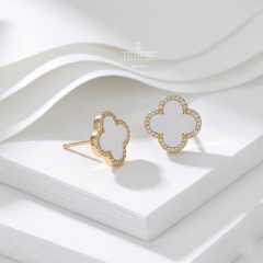 Khuyên Tai Nụ HimHip HKCC Mặt Cỏ Bốn Lá May Mắn 1.3cm