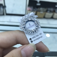 Pin Cài Áo HimHip Vòng Nguyệt Quế Tròn Thanh Lịch HKCC Đính Phale 2.5cm