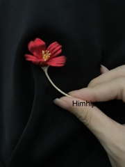 Trâm, Ghim Cài Áo HimHip Hoa Đỏ Nhụy Vàng Sang Trọng HKCC Đính Phale 3*6cm