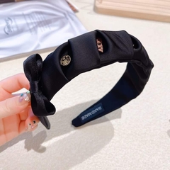 Bờm HimHip Phối Vải Đính Chữ Lucky Dễ Thương 4cm