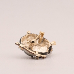 Trâm, Ghim Cài Áo HimHip Cú Đeo Kính Thanh Lịch HKCC Phủ Nhũ 2,5*3,5cm