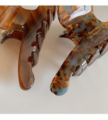 Kẹp Càng Cua HimHip Composite Dáng Trơn Basic Nhẹ Nhàng 10 Răng 4x10cm