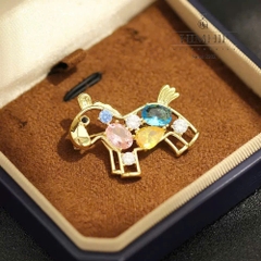 Trâm, Ghim Cài Áo HimHip Ngựa Tết Đính Hạt Phale Sắc Màu 3.5*2.8cm