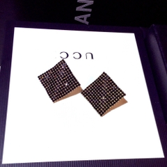 Khuyên Tai Nụ HimHip Hình Thoi Sang Trọng HKCC Đính Phale 3x3cm