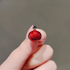 Pin Cài Áo HimHip Trái Lựu Đỏ Đáng Yêu HKCC Phủ Bóng 1,5cm