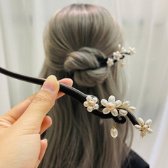 Set Quà 8/3 HimHip Trâm Cài Tóc & Khuyên Tai Kèm Túi Hộp Thiệp - 42