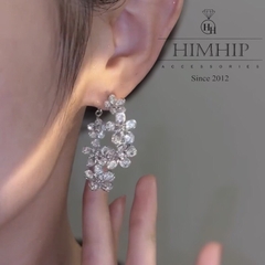 Khuyên Tai Dài HimHip Vòng Hoa Sang Trọng HKCC Đính Phale 4x1.2cm