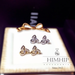 Khuyên Tai Nụ HimHip Tam Giác Xoắn Thanh Lịch HKCC Đính Phale 1.5x1.5cm
