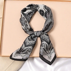 Set Quà HimHip Khăn Lụa Vuông 70x70cm & Cài Khăn, Cài Áo, Khuyên Tai Kèm Túi Hộp Thiệp - 603