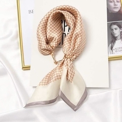 Set Quà Himhip Khăn Lụa Cao Cấp 65*65cm & Cài Khăn Kèm Túi Hộp Thiệp - 155