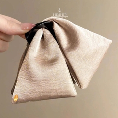 Kẹp Càng Cua HimHip Composite Thắt Nơ Vải Cánh Bướm Thanh Lịch 10*14cm
