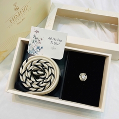 Set Quà HimHip Khăn Lụa Vuông 70*70cm & Cài Áo Kèm Túi Hộp Thiệp - 1136