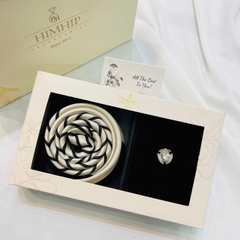 Set Quà HimHip Khăn Lụa Vuông 70*70cm & Cài Áo Kèm Túi Hộp Thiệp - 1136