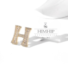Pin Cài Áo HimHip Chữ H Mạ Vàng Sang Trọng HKCC Đính Phale 1,5*1,5cm