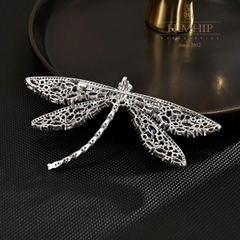 Trâm, Ghim Cái Áo HimHip HKCC Chuồn Xanh Phối Cánh Bích Thủy 8.9*4.5cm
