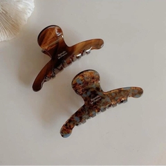 Kẹp Càng Cua HimHip Composite Dáng Trơn Basic Nhẹ Nhàng 10 Răng 4x10cm