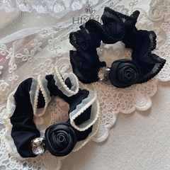 Scrunchies Tag HimHip Viền Sóng Hoa Hồng Phối Phale Sang Trọng HPBD
