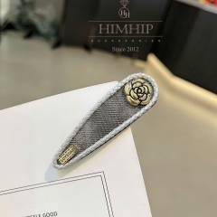 Kẹp Mái Bật HimHip Vải Viền Tết Mặt Hoa Hồng Thanh Lịch 2.8x5cm