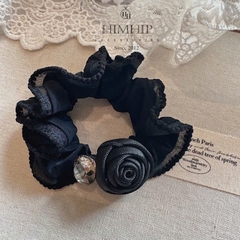 Scrunchies Tag HimHip Viền Sóng Hoa Hồng Phối Phale Sang Trọng HPBD