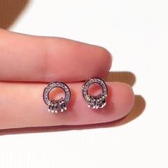 Khuyên Tai Nụ HimHip Dáng Tròn Vòng Tròn Nhỏ Thanh Lịch HKCC Đính Phale 0.8x1cm