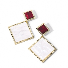 Khuyên Tai Bản To HimHip Mặt Thoi Đỏ Quý Phái HKCC Mix Khảm Trai 3*4.5 cm