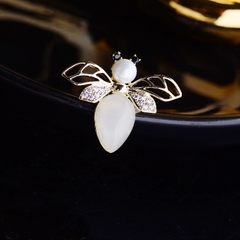 Pin Cài Áo HimHip Ong Mắt Đen Bụng Ngọc Đáng Yêu HKCC Đính Phale 2,5*2cm