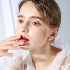 Khuyên Tai Nụ HimHip Mặt Vuông Sang Trọng 1.5x4cm