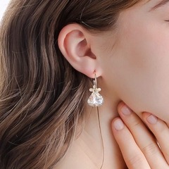 Khuyên Tai Ngắn HimHip Hoa 5 Cánh Sang Trọng HKCC Đính Phale1.5x2cm