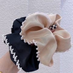 Scrunchies HimHip Viền Kết Trắng Thanh Lịch 6x11cm
