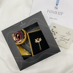 Set Quà Himhip Khăn Lụa Cao Cấp 53*53cm & Cài Áo Kèm Túi Hộp Thiệp - 246