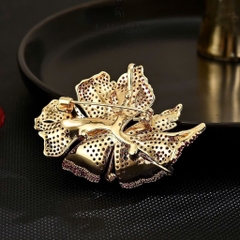 Trâm, Ghim Cài Áo HimHip Hoa Lan Nụ Trai Thật Sang Trọng HKCC Đính Phale 3,5*6cm