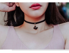 Choker HimHip Da PU Phối Mặt Thiên Nga Đính Phale Đen Sang Trọng 34+5.5cm
